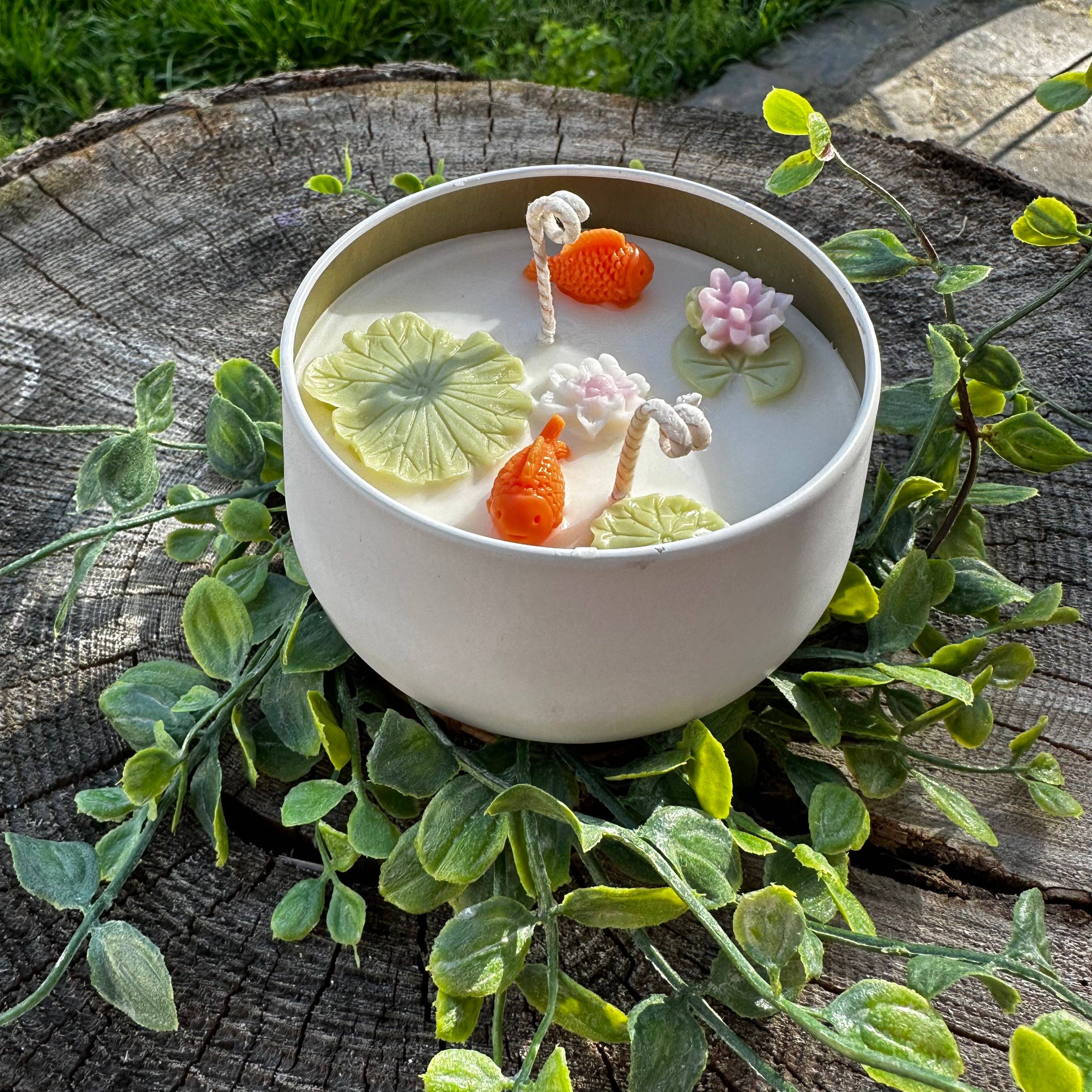 Cute Fishies Tin Candle
