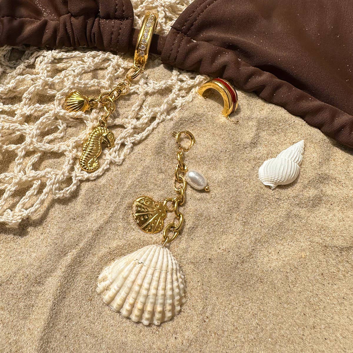 Bikini Charm Shell