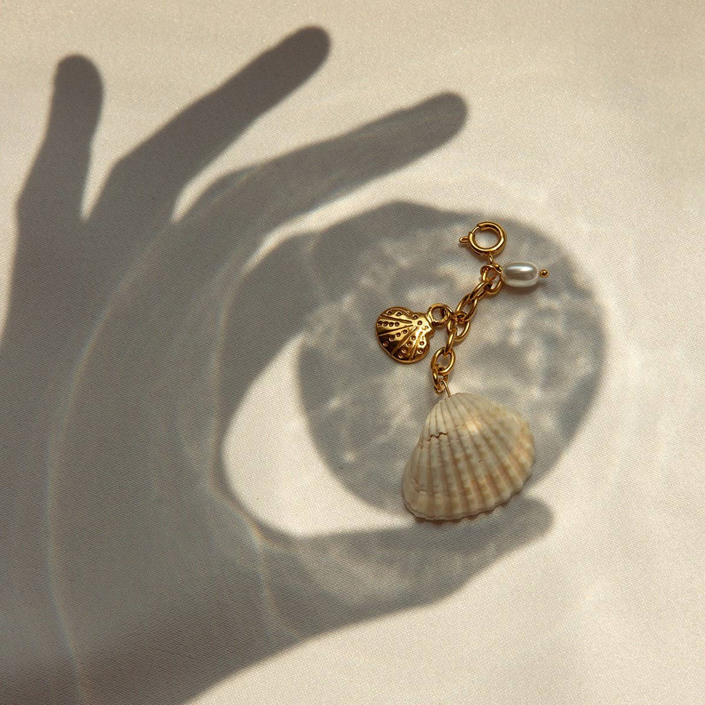 Bikini Charm Shell