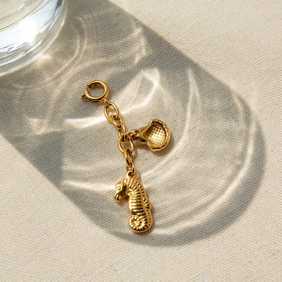 Bikini Chain Seahorse