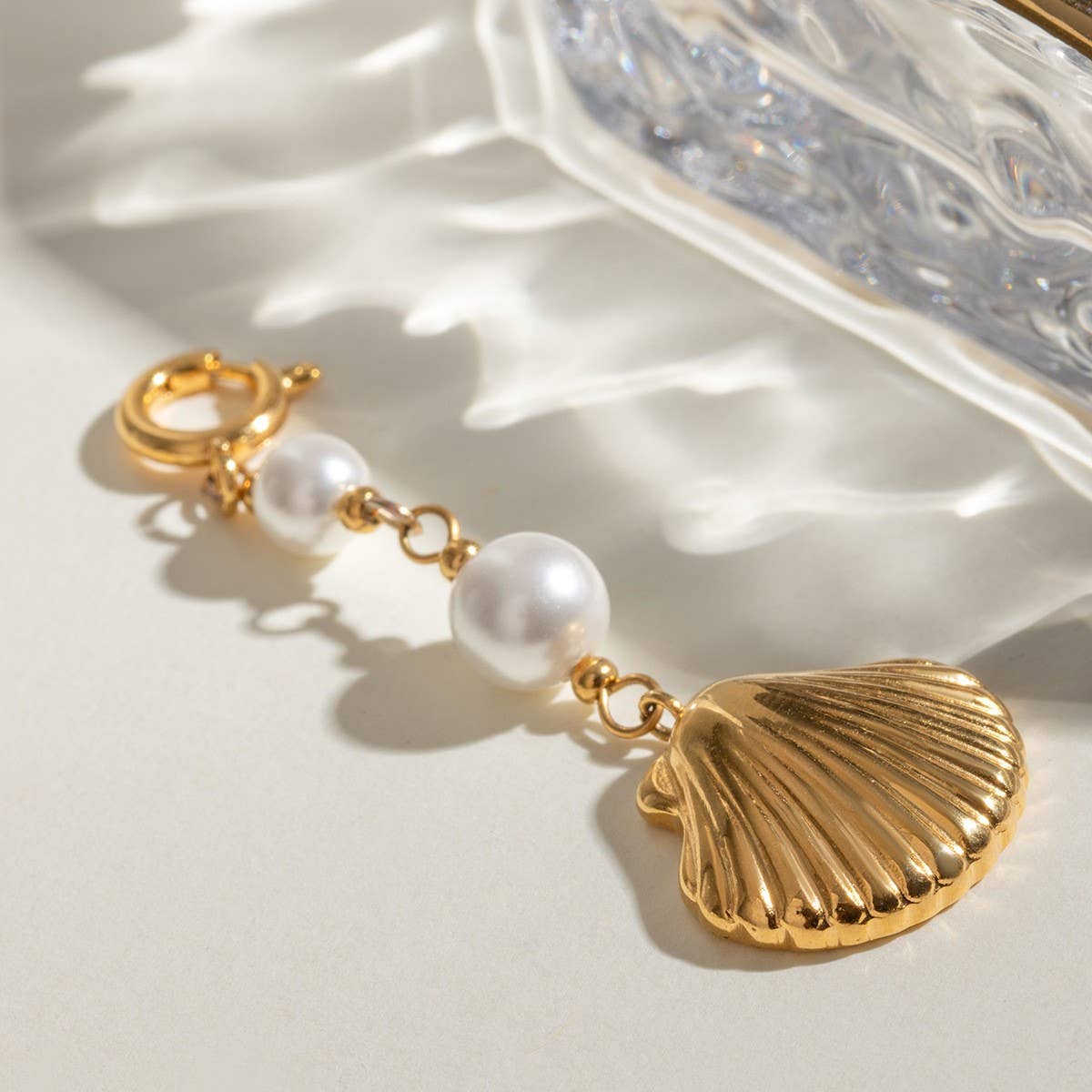 Bikini Charm Shell & Pearls
